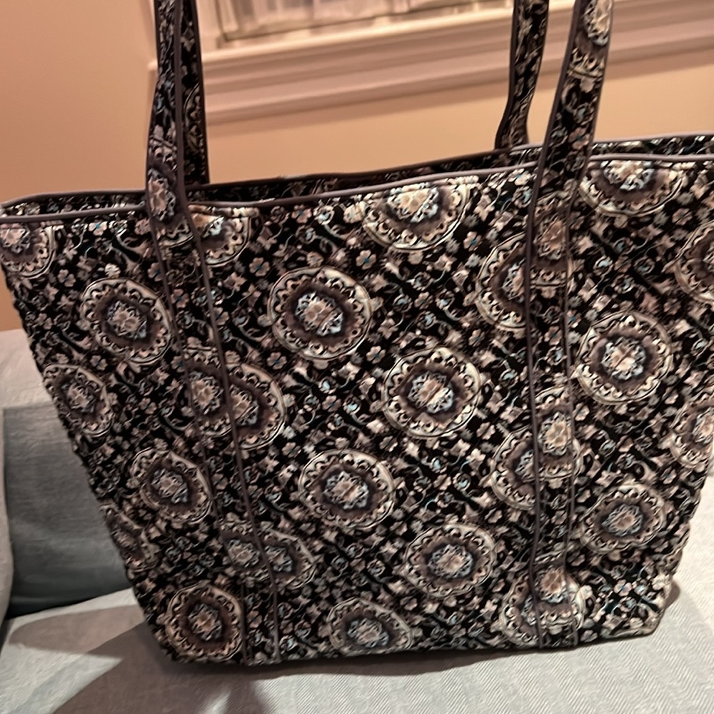 Vera Bradley Mahogany Medallion Tote